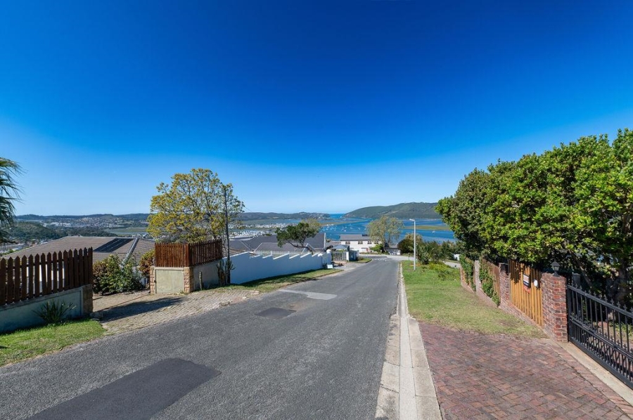 5 Bedroom Property for Sale in Knysna Heights Western Cape